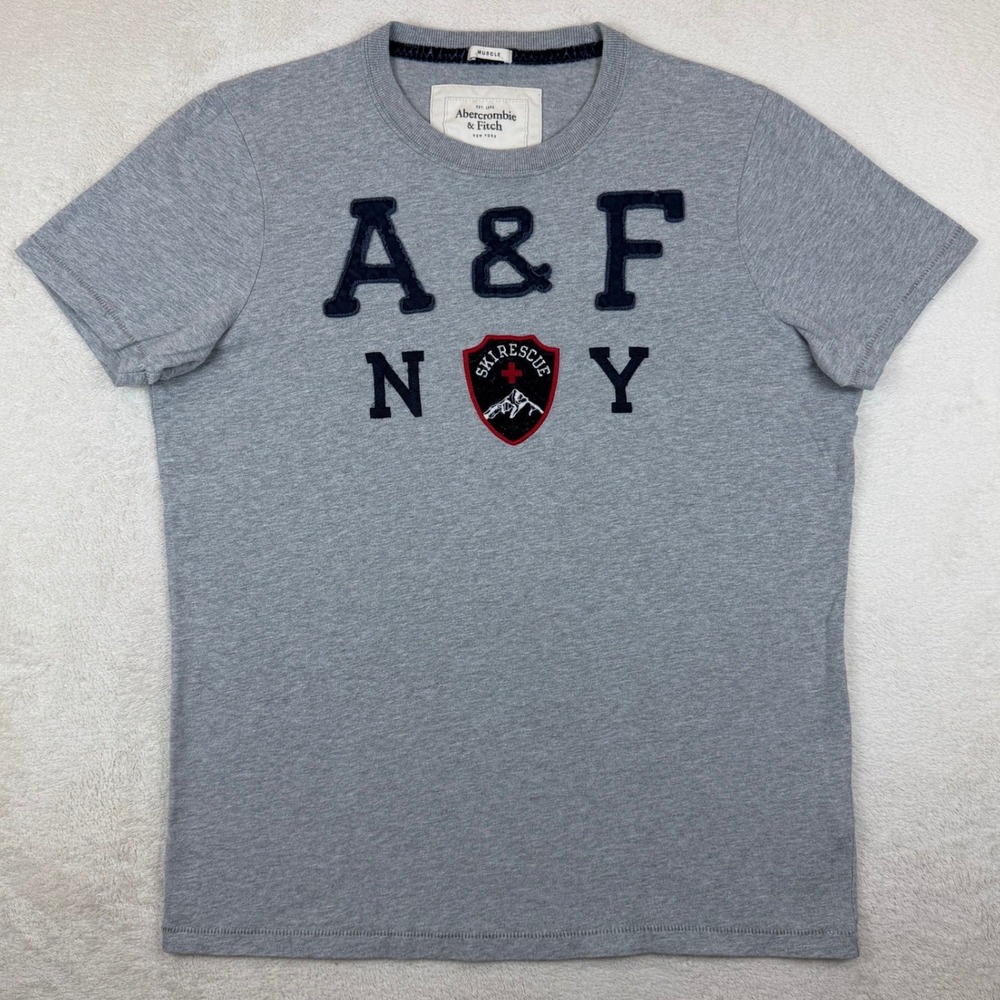 Vintage Y2K Abercrombie & Fitch Muscle Fit Ski Rescue Graphic Tee Men's XXL Gray